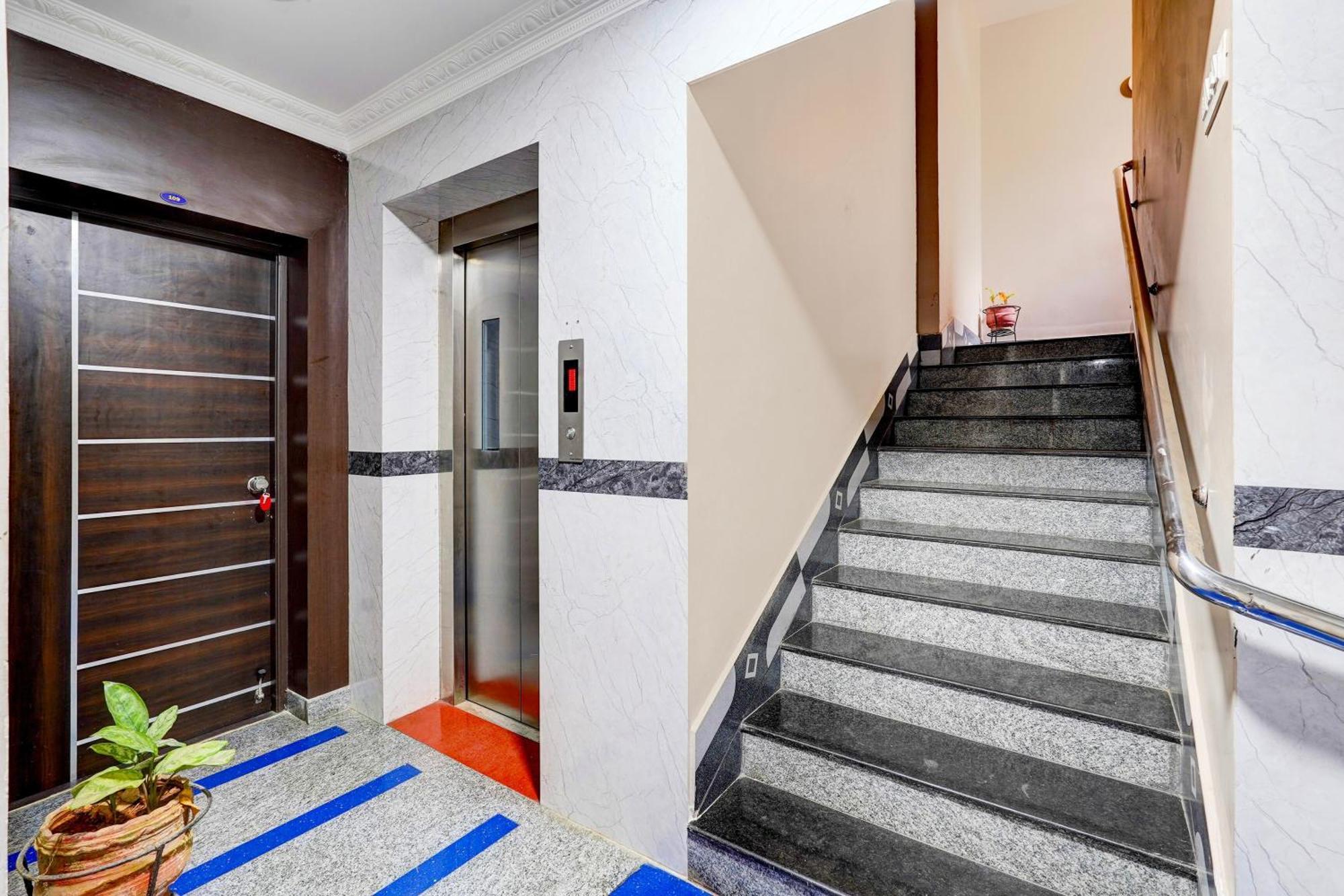 Super Hotel O Perungalathur Near Bus Stand Chennai Exterior photo