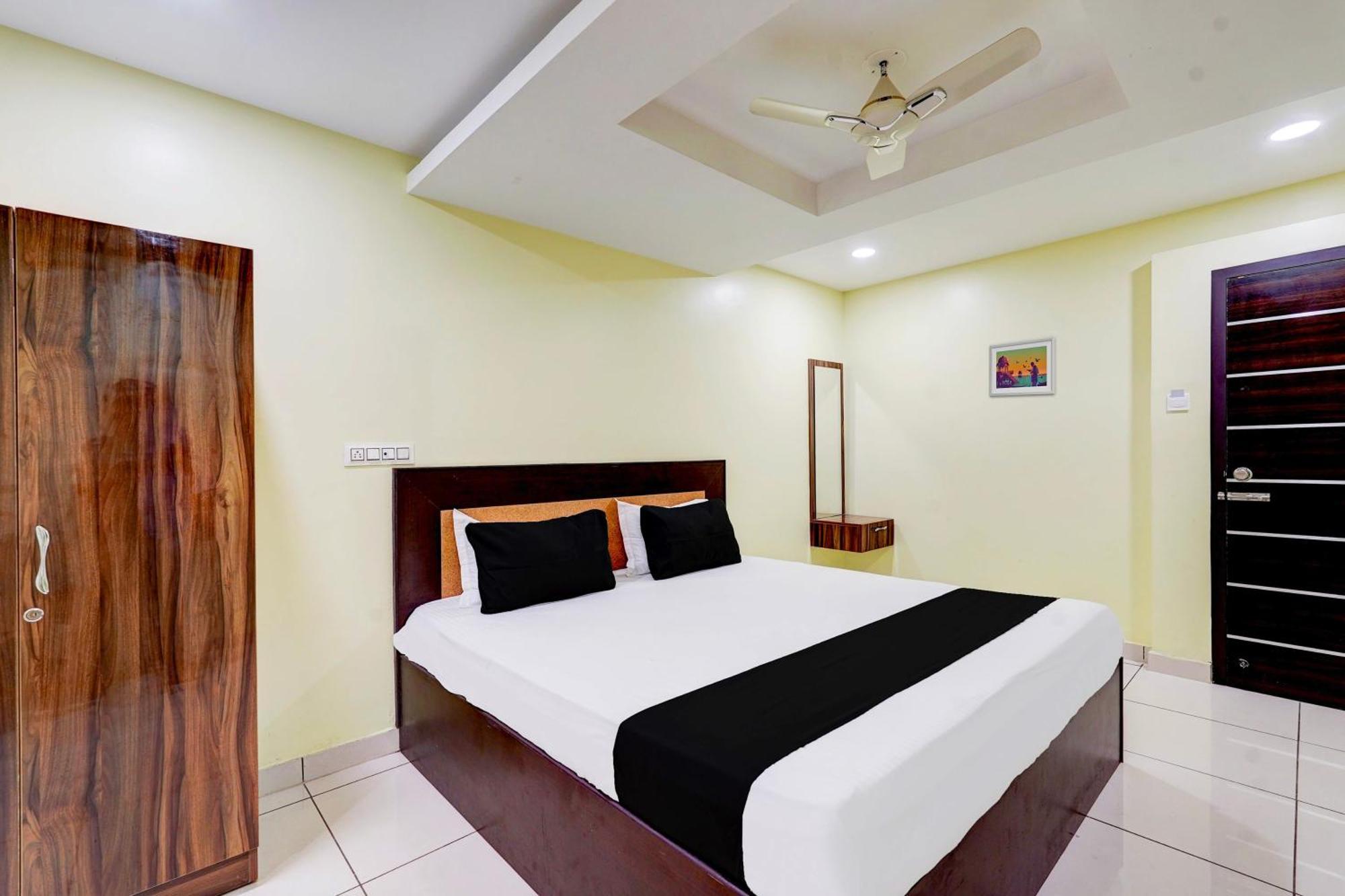 Super Hotel O Perungalathur Near Bus Stand Chennai Exterior photo